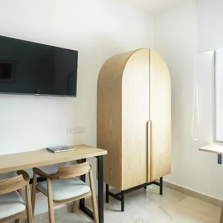 Amara Habibi By Wynwood House Apartment *