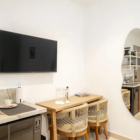 Amara Habibi By Wynwood House Apartment