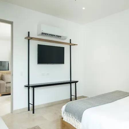 Amara Habibi By Wynwood House Apartment